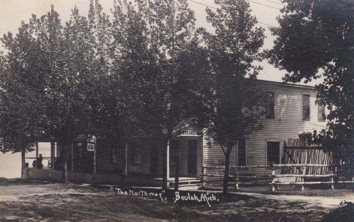 Northway Hotel (Northway Inn) - Old Postcard